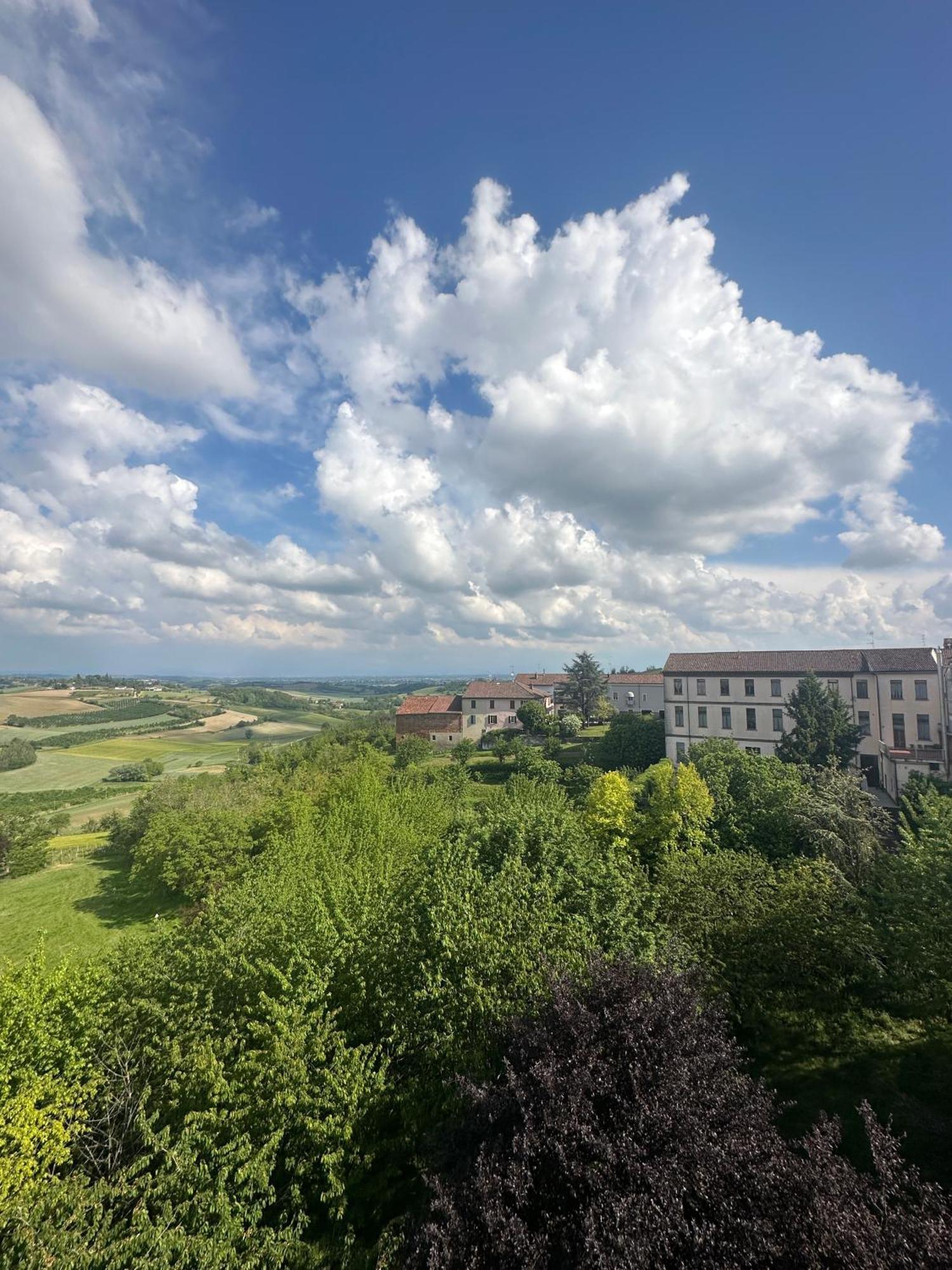 Grande Appartamento Panoramico 卢镇 外观 照片